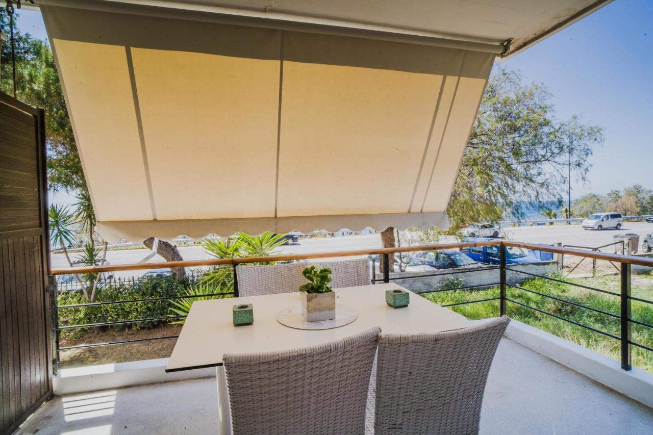 Green Apartment Ground Floor Feel Like Home Properties Saronida المظهر الخارجي الصورة